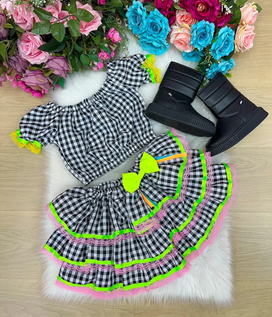 Conjunto Banana Club Junino Luxo Adulto Sofia Preto
